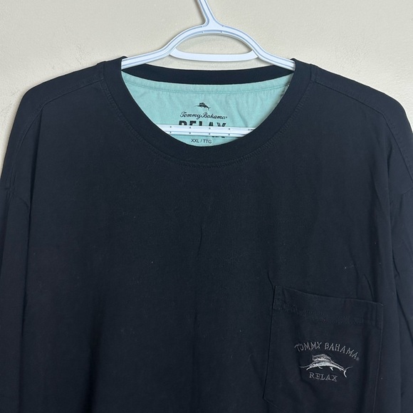 Tommy Bahama Size XXL Men's Classic Black Crewneck Sweater - Picture 2 of 5